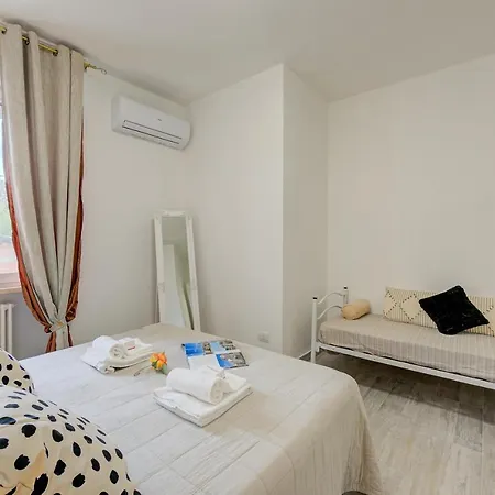 L'ago Di Garda And C'era Volta Un Pet Friendly Ac - Happy Apartment