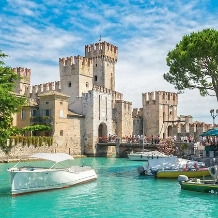 Apartment L'ago Di Garda And C'era Volta Un Pet Friendly Ac - Happy Castelnuovo del Garda