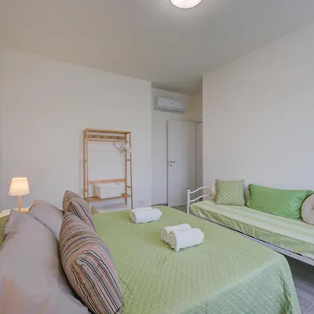 L'ago Di Garda And C'era Volta Un Pet Friendly Ac - Happy Apartment